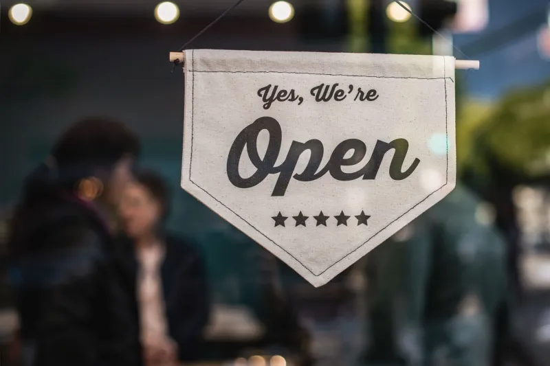 The Six-Second Storefront: Why Most Banners Get Ignored and How to Fix Yours